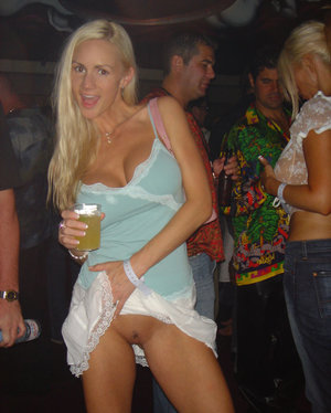 18 year girls lose their virginity while being double sexyed during a foursome